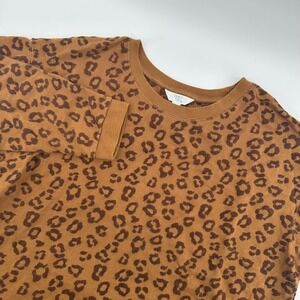 Time‎ and Tru Brown Leopard Print Crewneck Sweatshirt Long Sleeve Womens Medium